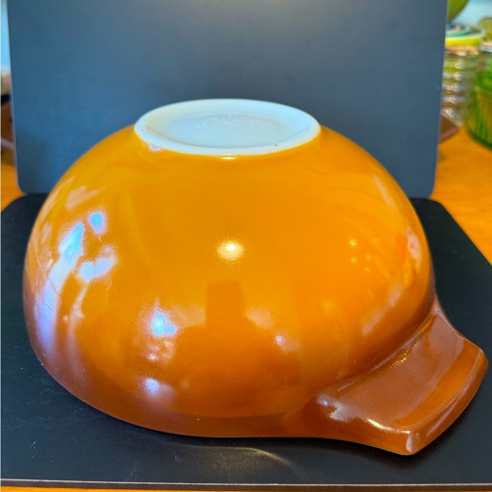 Vintage PYREX Old Orchard 444 large mixing bowl